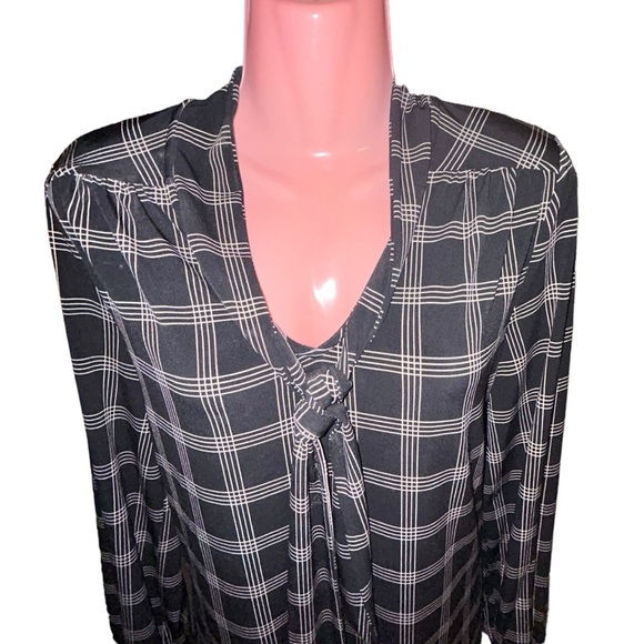 ANN Taylor Tie Neck Top Size S - Picture 1 of 8